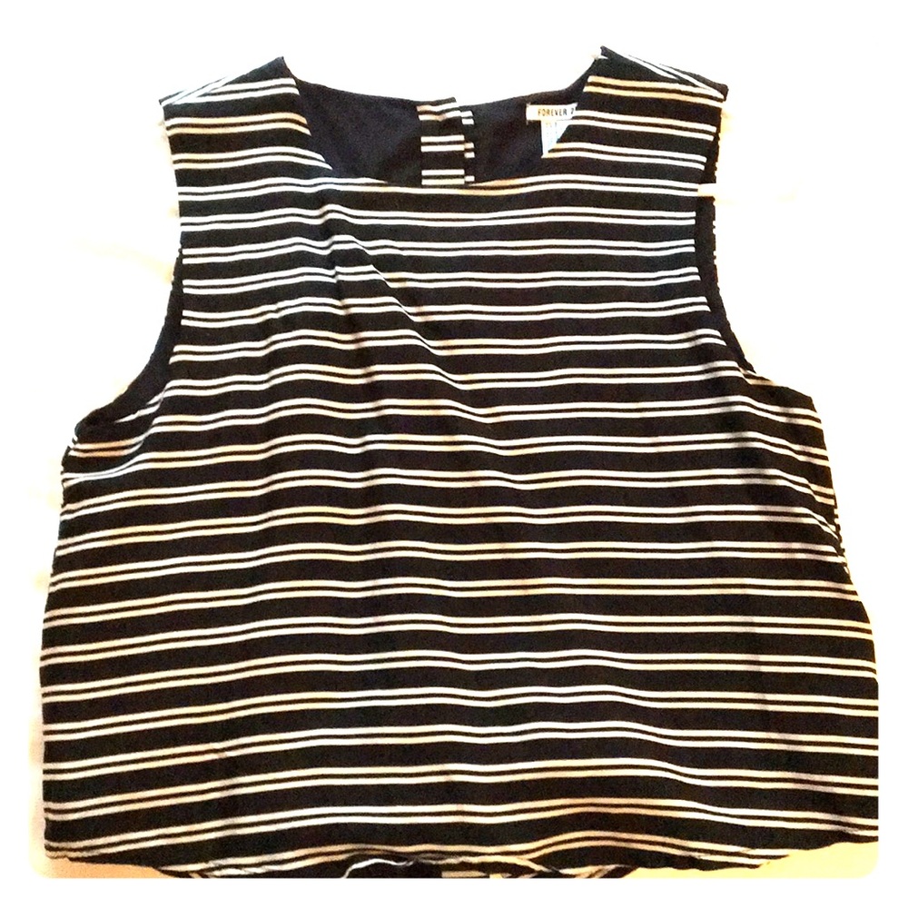 Forever 21 cropped shirt